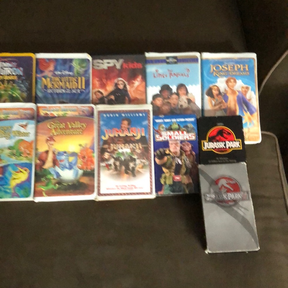 VHS tapes - Picture 3 of 3
